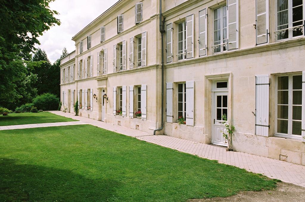 Chateau De Mesnac, Maison D Hote Et Gites Exterior foto